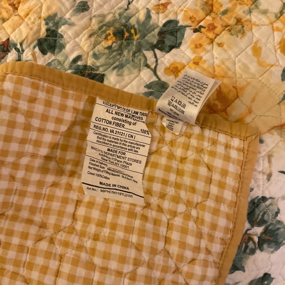 Pretty Martha Stewart Full/Queen Quilt Yellow Cotton Reversible - Picture 5 of 5